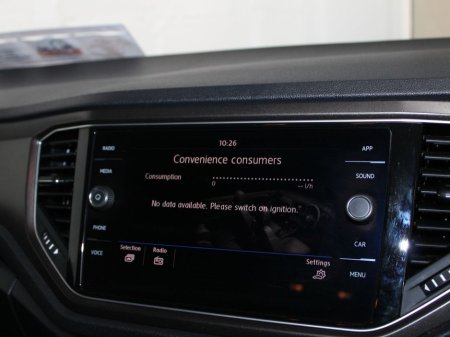 2019 Volkswagen T-Roc Design 1.6tdi M6f115hp 5DR €20,500 thumbnail