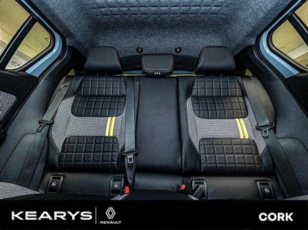 2025 Renault 4 iconic 52kWh 150hp thumbnail