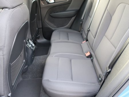 2023 Volvo C40 Recharge BEV 231hp Ultimate €32,995 thumbnail