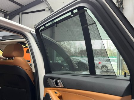 2021 BMW X5 €52950 2021 BMW X5 xDRIVE 45E -PANORAMIC ELECTRIC ROOF - HEATED ELECTRIC MEMORY SEATS - CRUISE CONTROL - REVERSE CAMERA - SPLIT ELECTRIC TAILGATE - REAR SUNBLINDS - REVERSE CAMERA €52,950 thumbnail