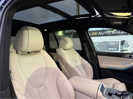 2022 BMW X5 XDRIVE45E 4DR AUTO G05H €62,950 thumbnail