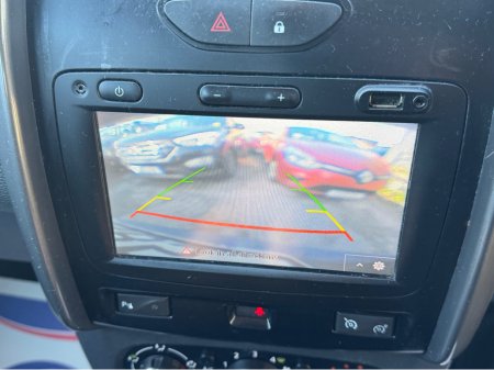 2017 Dacia Duster PRESTIGE 1.5 DCI 110 4X2 4DR €9,800