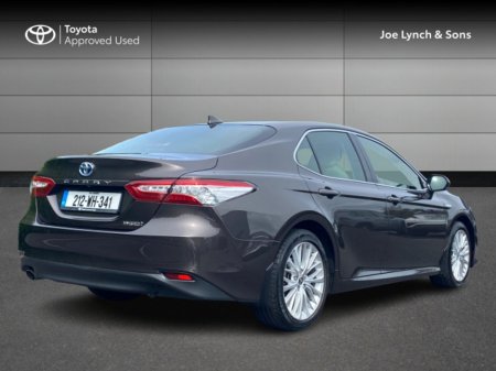 2021 Toyota Camry Platinum €32,995
