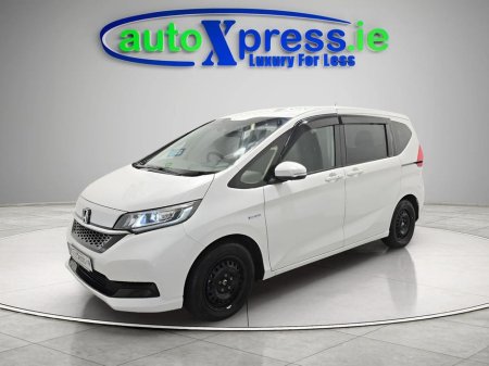 2019 Honda Freed HYBRID G Automatic, 7 Seat Reversing camera €18,995