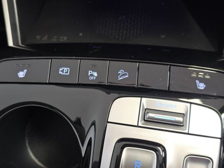 2022 Hyundai Tucson * Jan 2026 Pricing * Executive Hybrid HEV Automatic €33,950 thumbnail