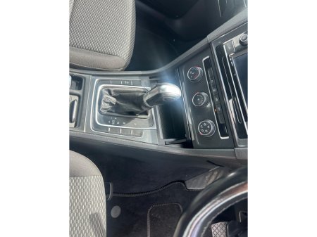 2018 Volkswagen Golf TRENDLINE 1.6 TDI D7F 115HP 5DR A €14,950 thumbnail