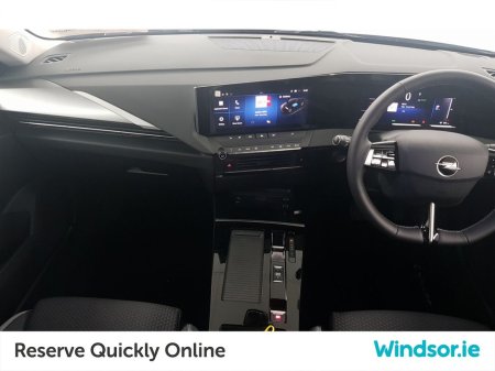 2025 Opel Astra Electric SC Premium 54kWh €29,995