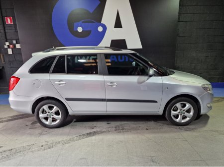 2013 Skoda Fabia 1.2 TSI-DSG AUTOMATIC-NEW NCT-LOEW MILEAGE €5,450 thumbnail