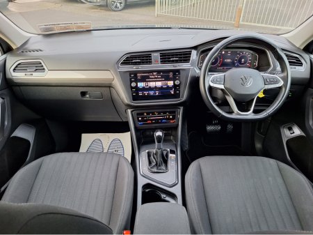 2023 Volkswagen Tiguan Allspace 2.0 TDI 150 7 SEATS AUTOMATIC *Virtual Clocks/Auto Tailgate/Led Headlights/ €37,950 thumbnail