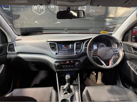 2016 Hyundai Tucson 1.6 COMFORT PETROL 5DR €13,950 thumbnail