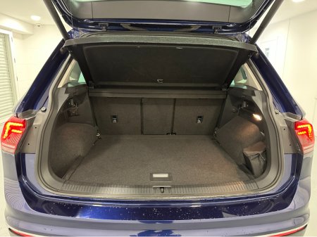 2018 Volkswagen Tiguan (182) HIGHLINE 2.0TDI DSG 4 MOTION  FULL LEATHER LOW KMS VW/AUDI €27,950 thumbnail