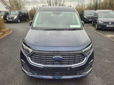 2025 Ford Tourneo Connect Titanium 122bhp Wheelchair Accessible €44,995