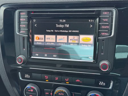 2017 Volkswagen Jetta 2.0 TDI 110HP Highline €12,950 thumbnail