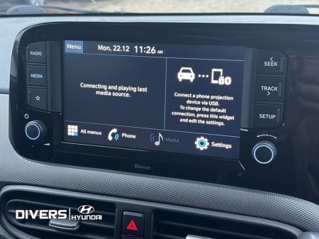 2020 Hyundai i10 Deluxe Plus thumbnail