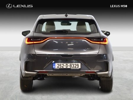 2025 Lexus LBX Elegant €39,950 thumbnail