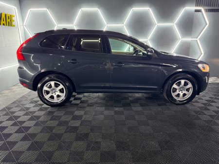 2014 Volvo XC60 D4 (181hp) FWD ES €6,950
