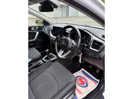 2021 Kia Ceed COMMERCIAL €12,154