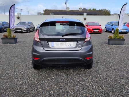 2016 Ford Fiesta ZETEC 1.0 65PS M5 4DR MCA €8,900