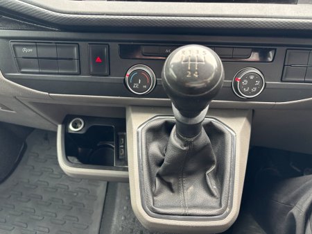 2021 Volkswagen Transporter  €14,595 thumbnail