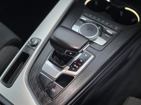 2017 Audi A4 2.0 TDI SPORT ULTRA 150PS 4 4DR AUTO €18,950 thumbnail