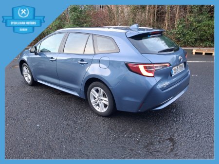 2022 Toyota Corolla LUNA TS 4DR AUTO HYBRID TOURINGSPORT A €20,500