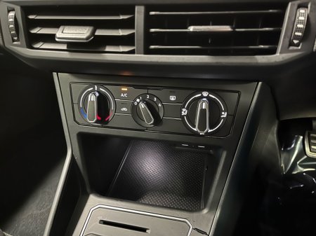 2023 Volkswagen Polo R-Line 1.0TSI 95BHP - Reversing Camera - Air-Conditioning - Cruise Control - Auto Lights/Wipers - Apple CarPlay/Android Auto €22,250