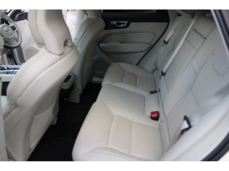 2020 Volvo XC60 2.0D4 INSCRIPTION 5DR ESTATE AUTO // 1 OWNER CAR // AS NEW CONDITION THROUGHOUT // BUY WITH CONFIDENCE AA AND SIMI APPROVED DEALER 2025 // FINANCE ARRANGED // €35,950 thumbnail