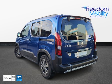 2024 Peugeot Rifter Lowered Floor Wheelchair Access €25,000