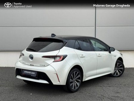 2021 Toyota Corolla 1.8 Hybrid Luna Sport Call Now: 041 980 2420 €27,950