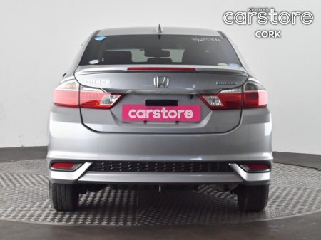 2019 Honda Grace 1.5 4 DR AUTO €16,880