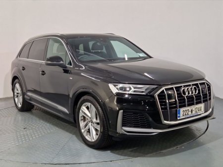 2022 Audi Q7 55 TFSIe S-Line Quattro