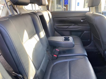 2016 Mitsubishi Outlander 2.2 DI-D 150PS 6MT 4WD 7-Seater Instyle €11,950 thumbnail