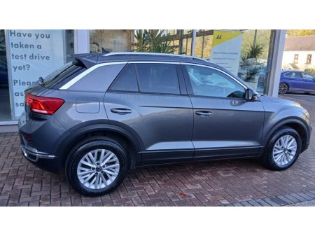 2021 Volkswagen T-Roc 1.0 TSI 110bhp Design, Rear Camera, 1 Owner. €22,750 thumbnail