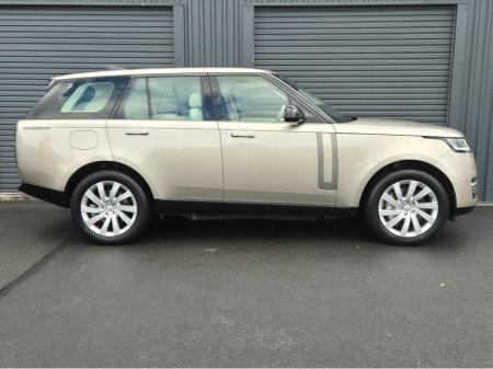 2023 Land Rover Range Rover SE P440E HYBRID €109,995 thumbnail