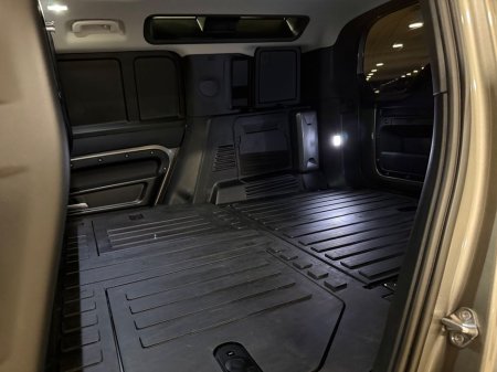 2023 Land Rover Defender 3.0 D300 SE COMMERCIAL 3 SEATER N1=LOW MILES//HUGE SPEC//1 OWNER=FULL LAND ROVER SERVICE HISTORY=TAILORED FINANCE PACKAGES AVAILABLE=TRADE IN'S WELCOM €59,995 thumbnail