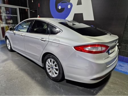 2017 Ford Mondeo 2.0 TDCI ZETEC-FULLY SERVICED €10,450
