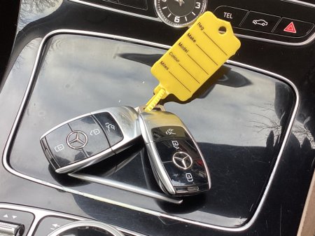 2017 Mercedes-Benz E Class E 220 d 220D Exclusive 4DR Auto €23,750 thumbnail