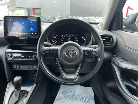2022 Toyota Yaris Cross YARIS CROSS SOL €27,950 thumbnail