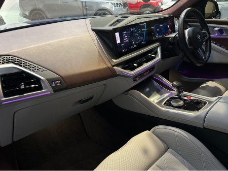 2024 BMW XM 50E PHEV AUTO MEGA SPEC €124,950 thumbnail