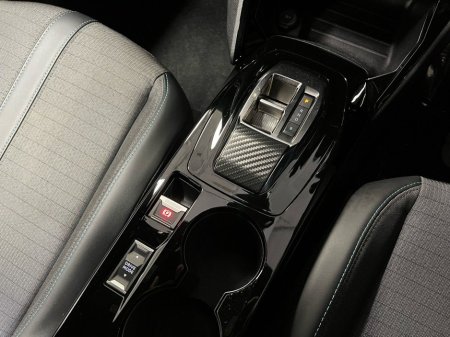 2023 Peugeot 2008 Allure Premium + EV 50kWh 136BHP - Reversing Camera - Sat Nav - Climate Control - Cruise Control - Keyless Start - Apple CarPlay/Android Auto €23,450