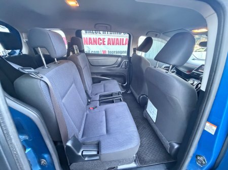 2016 Toyota Sienta  €11,999 thumbnail