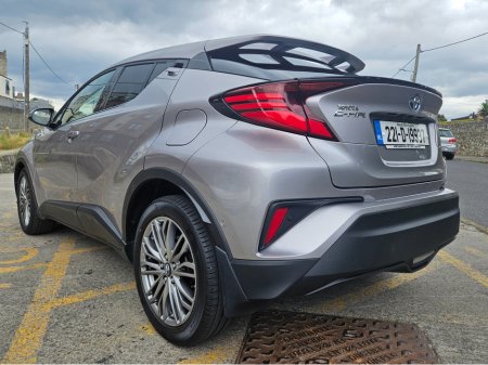 2022 Toyota C-HR HYBRID SOL 4DR AUTO €23,950
