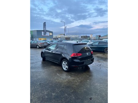 2015 Volkswagen Golf  €10,995
