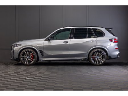 2023 BMW X5 xDrive50e M Sport €82,950