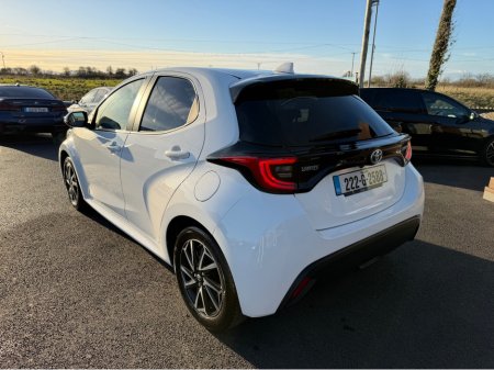 2022 Toyota Yaris Self charge Hybrid - Low Mileage - New Model €21,890
