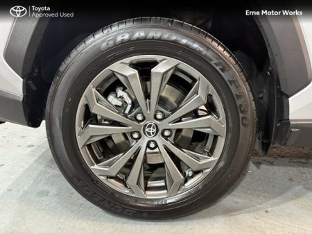 2025 Toyota Rav4 RAV4 HYBRID SOL €47,950 thumbnail