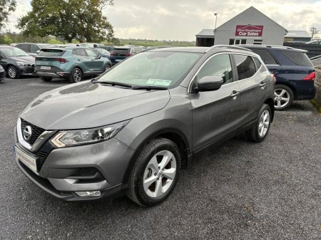 2019 Nissan Qashqai 1.5 DSL SV (LOW KLMS) €19,950