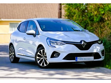 2020 Renault Clio ICONIC TCE €16,500