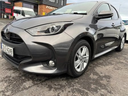 2022 Toyota Yaris 1.5 Hybrid 5Dr Luna €16,250