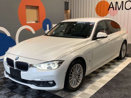 2017 BMW 3 Series €19950 2017 BMW 330E Luxury I-Performance / 42k KMs / Heated Leather Seats / BMW 330E Automatic €19,950